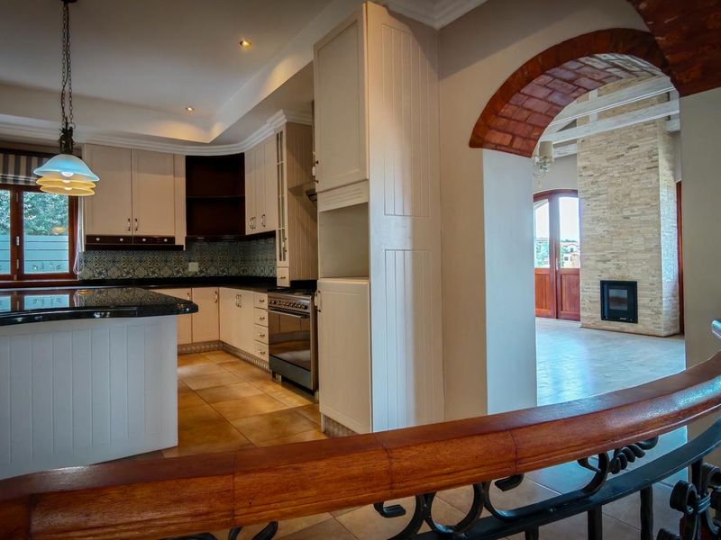 Magnificent residence with flatlet for sale in Estate D Afrique - Photo 7