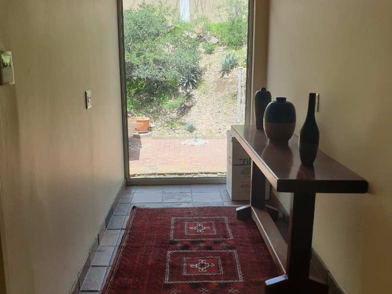 MID CENTURY STYLE OFFICES FOR SALE - Photo 9