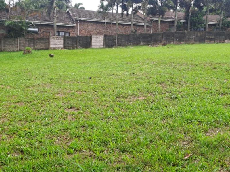 This vacant land offers an excellent opportunity for buyers looking to build a home, develop an investment property, or secure land for future use. - Photo 7
