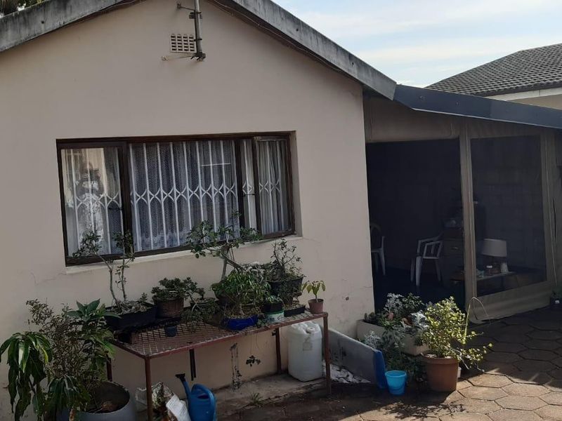 1-Bed granny flat, including water and lights, in Ashley, Pinetown - Photo 2