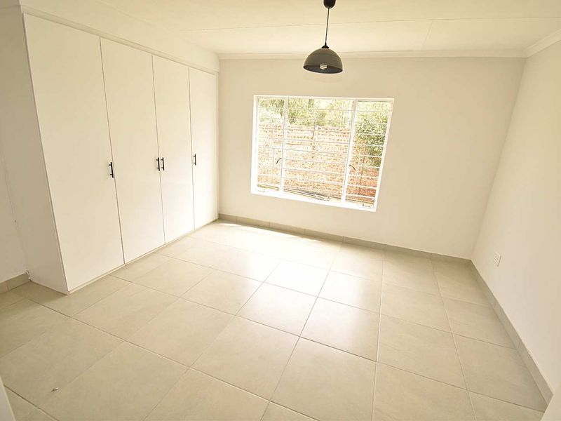 Secure and Peaceful Living - Photo 10