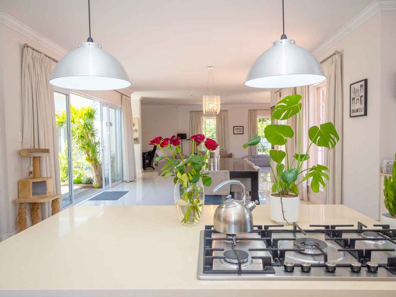 Spectacular Walmer Home - Photo 6