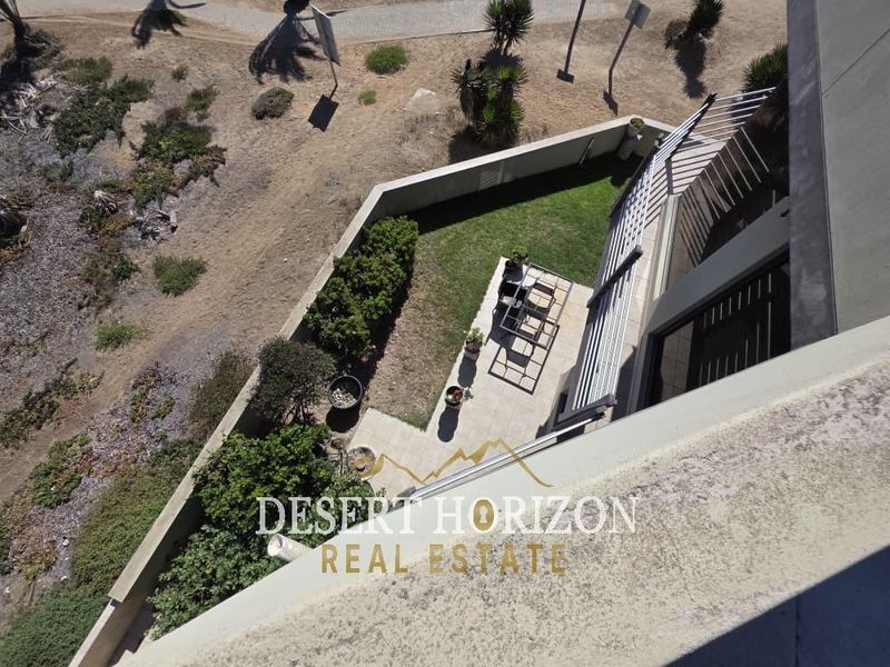 Swakopmund, Waterfront | Stunning Sea Views: Your Elegant Swakopmund Retreat For Sale - Photo 5