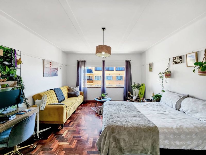 Charming Studio Apartment to Rent in the Heart of Green Point - Photo 3