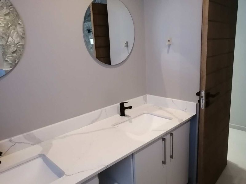 Modern Home to rent in Morningside Manor - Photo 10