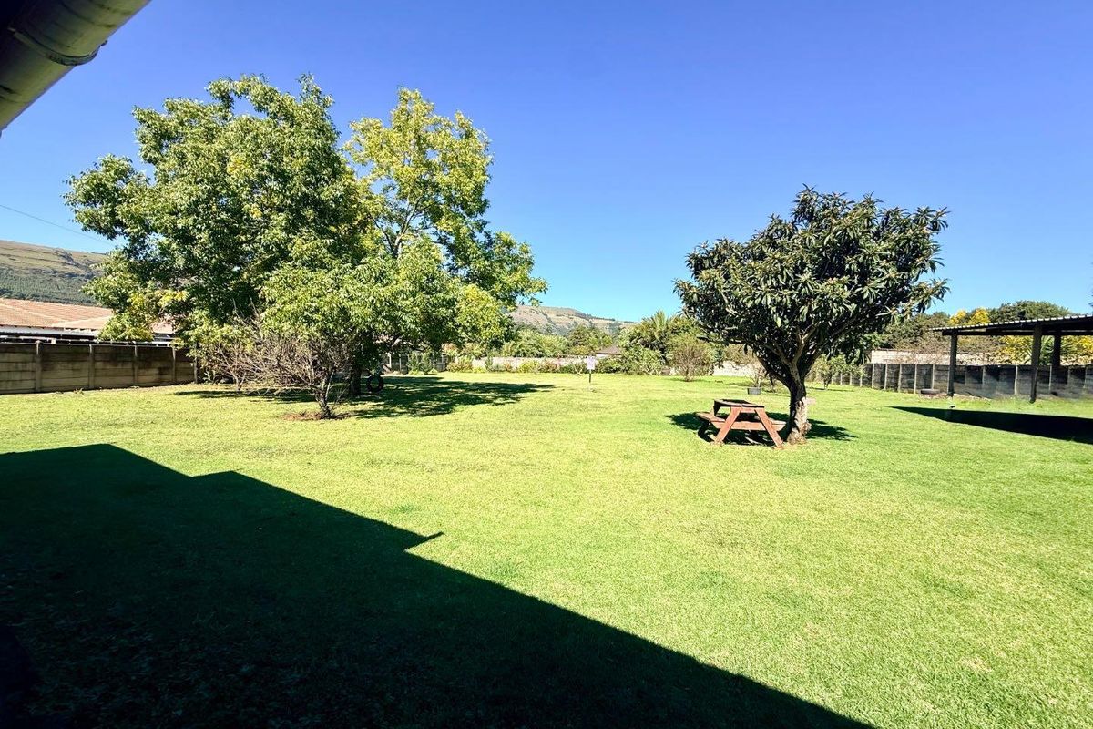 4 Bedroom house for sale in Pailpietersburg - Photo 5