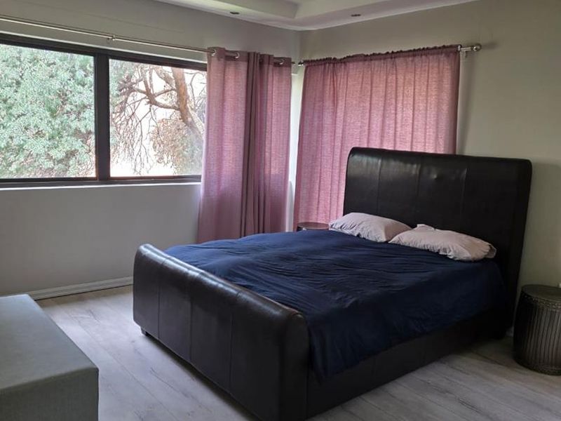 Beautiful House at Windhoek Golf Estate - Photo 10