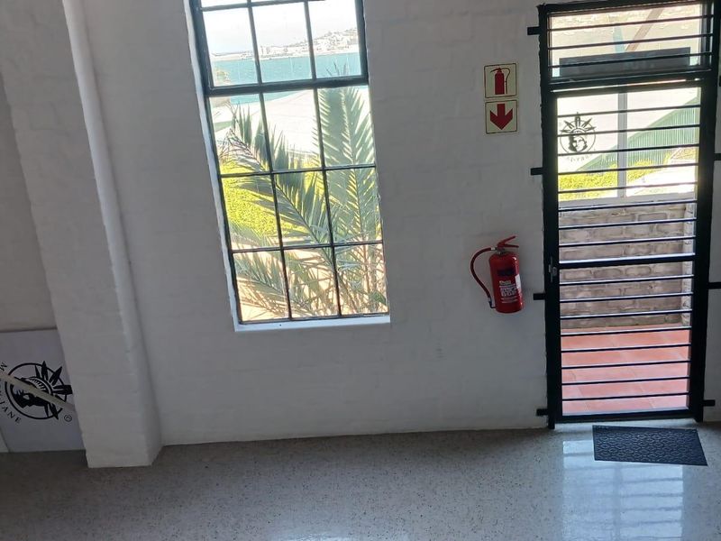 First-Floor Office Space with Sea views in Dido Valley - Photo 3