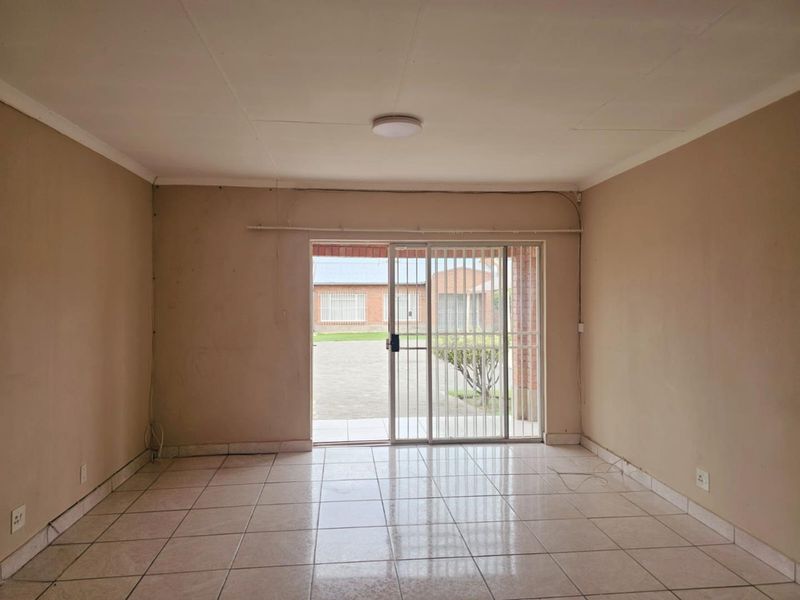 Price Reduced – Now Below Market Value - Photo 3