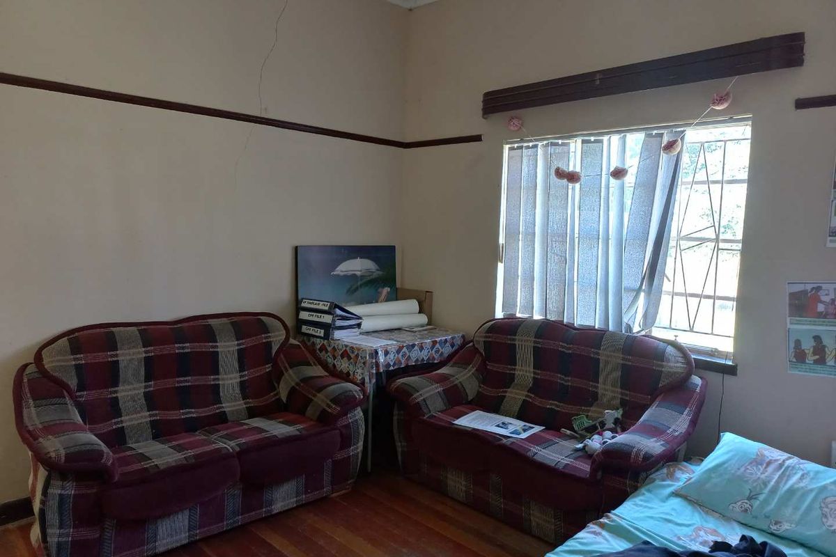 Golden investment opportunity with lots of possibilities!! - Photo 4