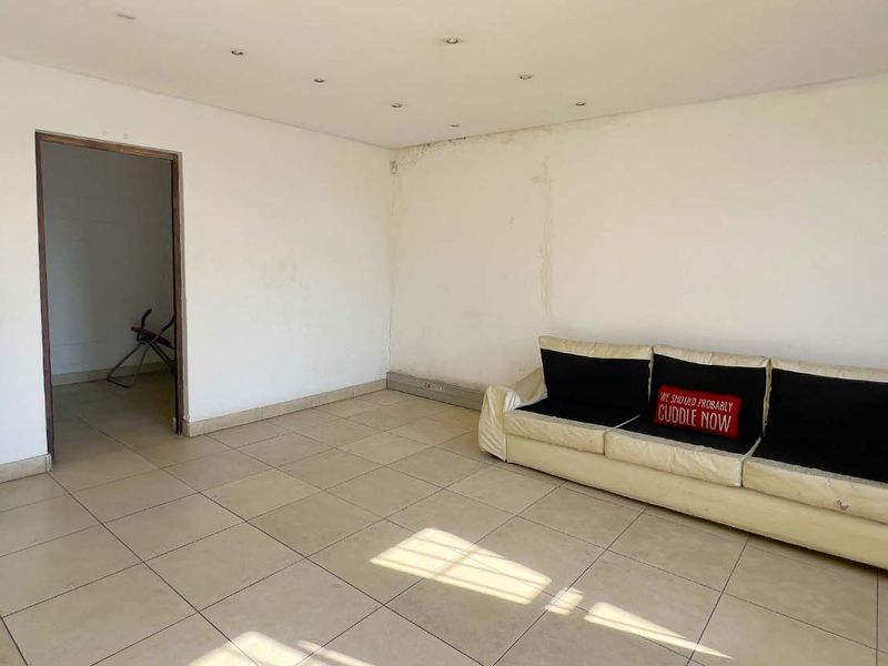 Industrial Factory/Warehouse For Sale in Durban North/Briardine - Photo 4