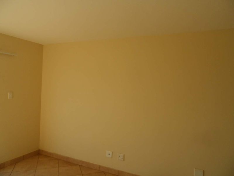 2 BEDROOM FLAT TO RENT IN KOSMOSDAL - Photo 9
