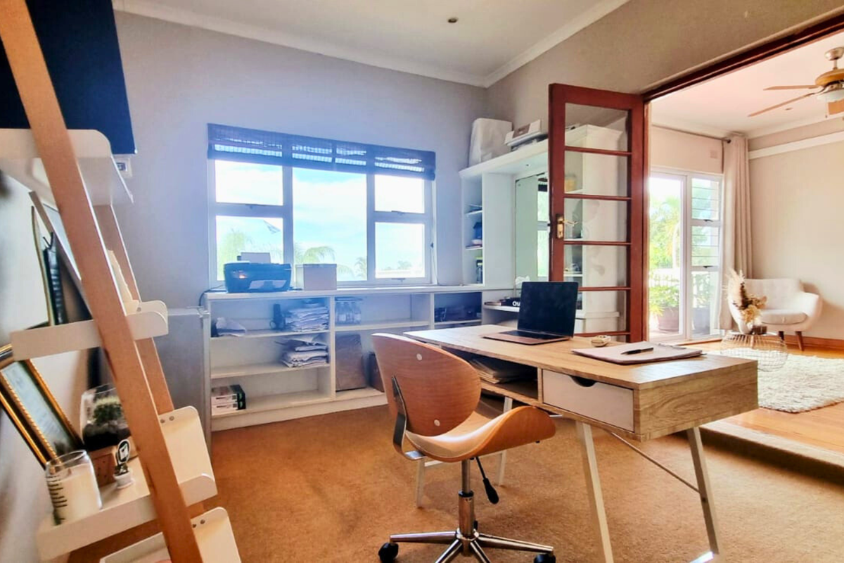 Medical Consulting Suite to Let in Durban North | Sea Views - Photo 3