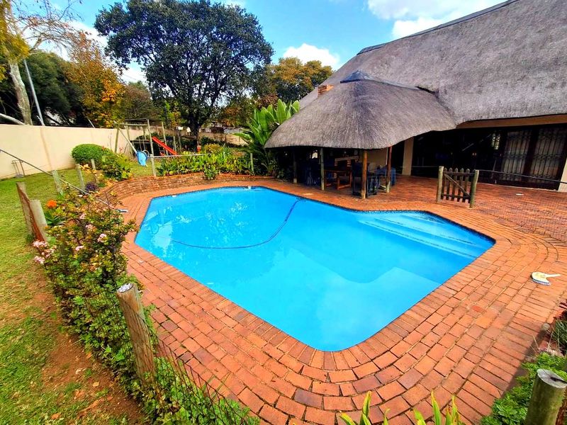 Phenomenal family house for a large family. - Photo 2
