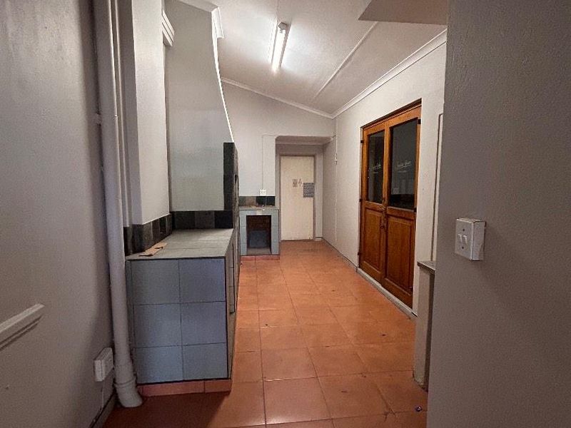 Commercial premises up for rental - Photo 10