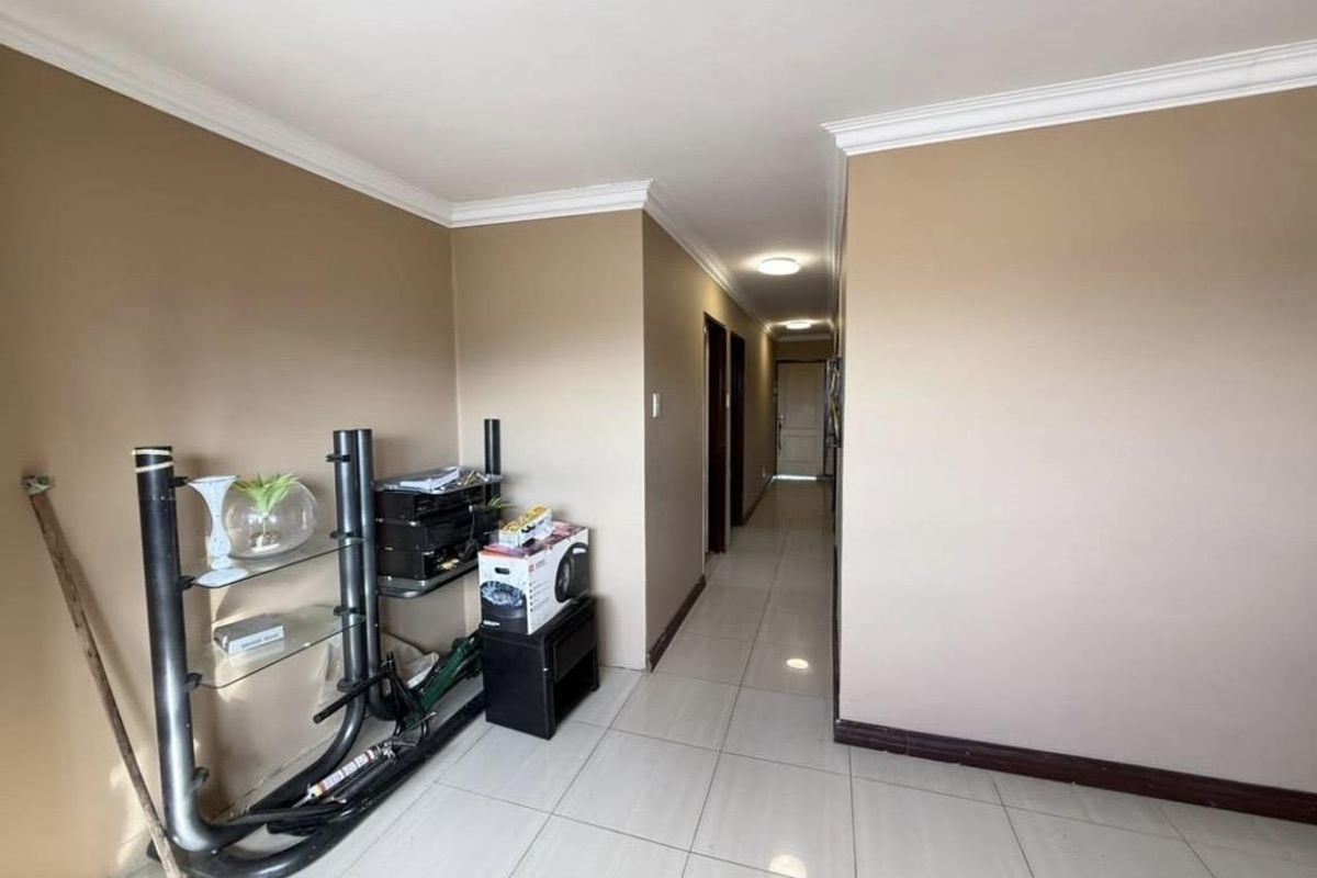 Double-Storey Family Home | Cimbebasia N$ 2,700,000 excluding costs - Photo 5