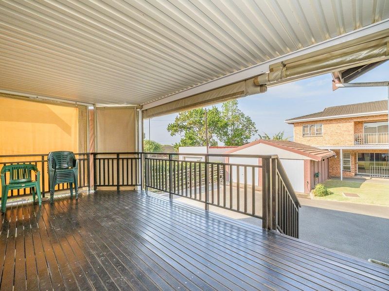 Property with income potential or suitable for multi-generational family. - Photo 10
