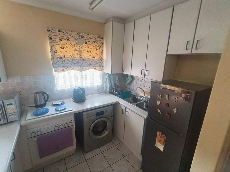 Elardia. 2 Bedroom Townhouse for sale - Photo 7