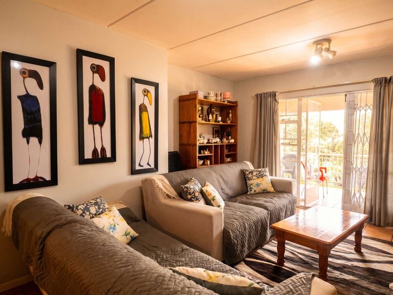 Spacious Ground-Floor Garden Townhouse in Castello – Pet Friendly! - Photo 2