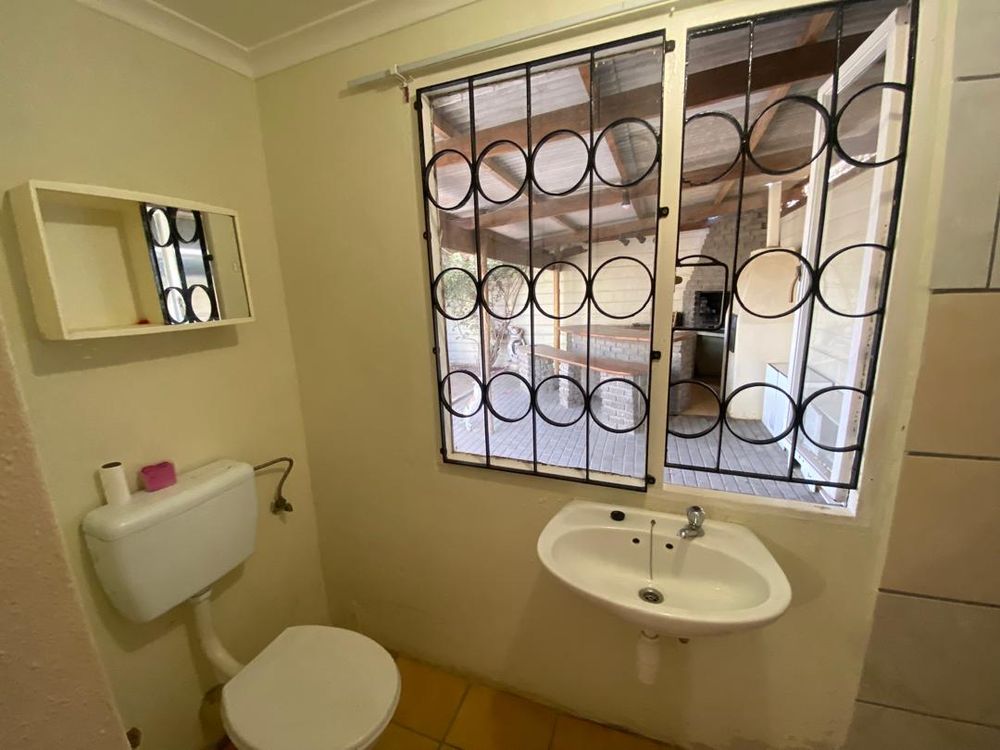 Flat 1