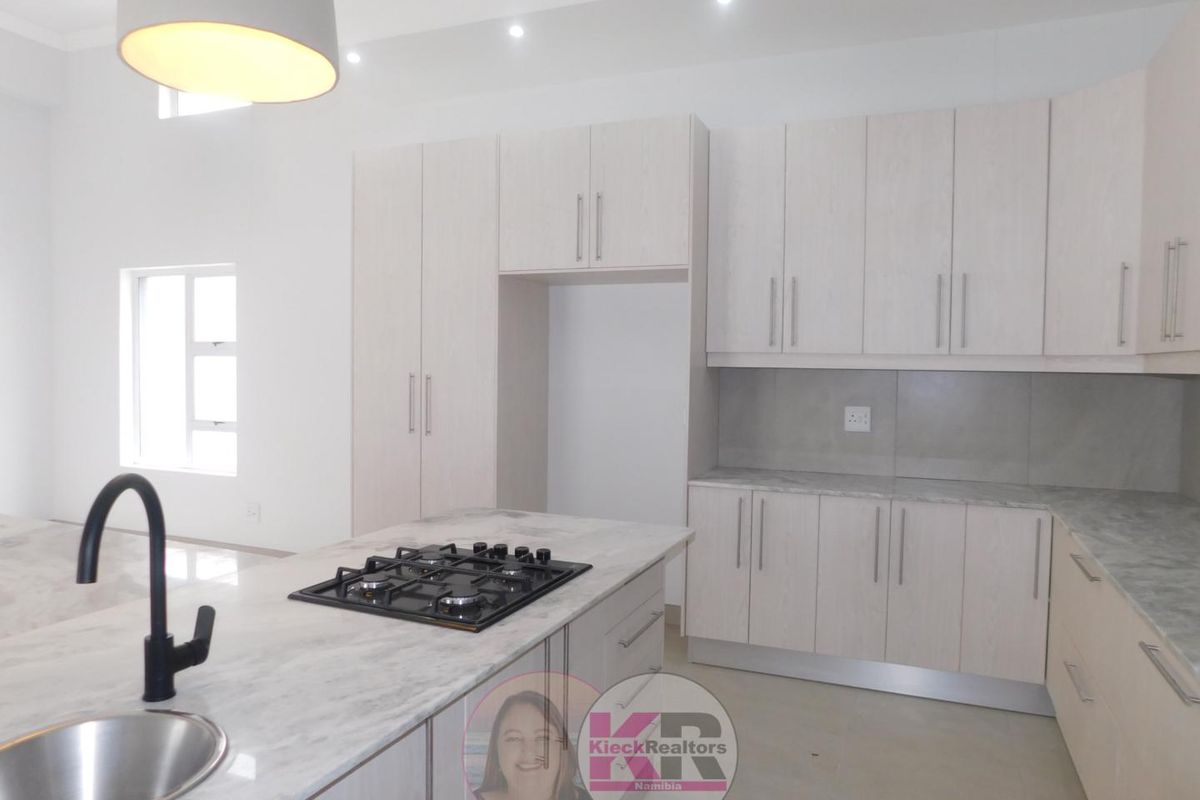 A few steps from the beach - Photo 5