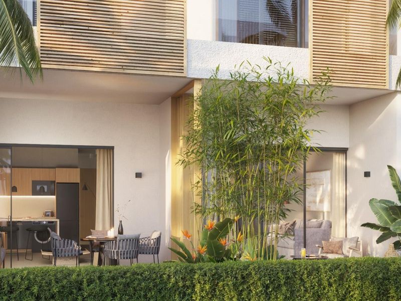 Flexible Coastal Living with Strong Rental Potential – Péreybère - Photo 10