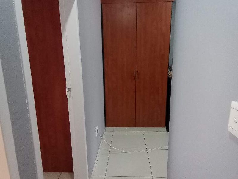 2 BEDROOM , 2 BATHS TOWNHOUSE FOR SALE IN NORKEM PARK - Photo 7