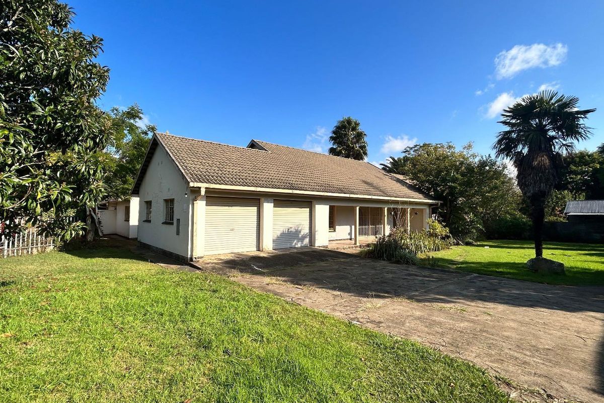 4 Bedroom house for sale in Vryheid - Photo 2