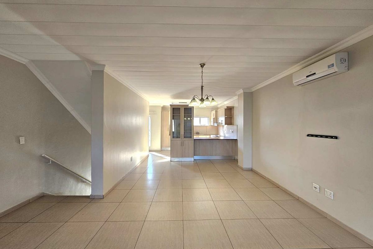 Modern 2-Bedroom Duplex for Rent in Secure Windhoek Complex - Photo 5