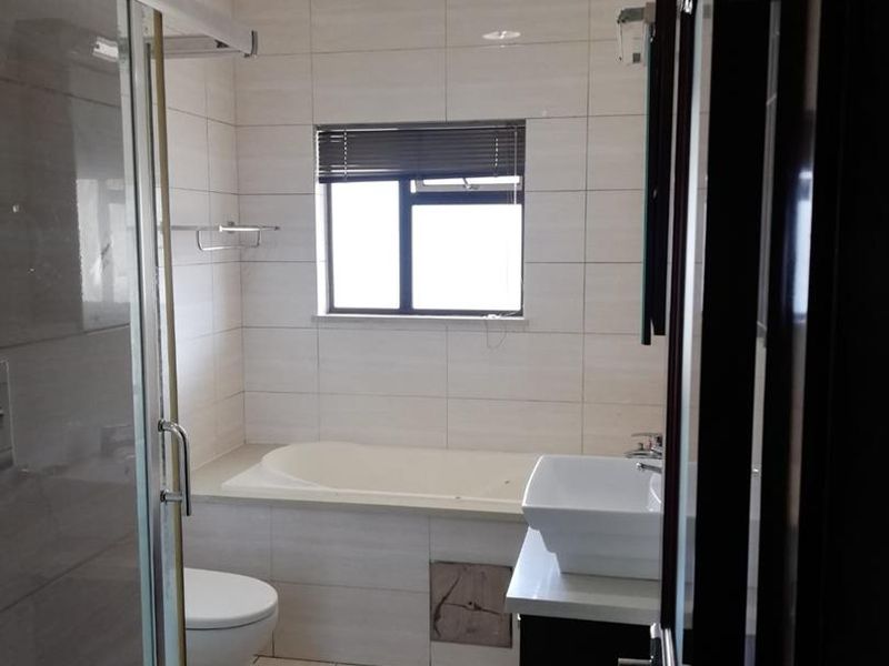 2 Bedroom Apartment Forr Sale!! - Photo 4