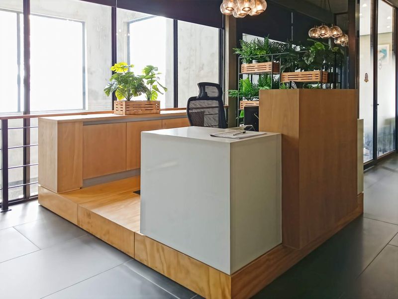 Find open plan office space in Spaces Blue Hills for 15 persons with everything taken care of. - Photo 4