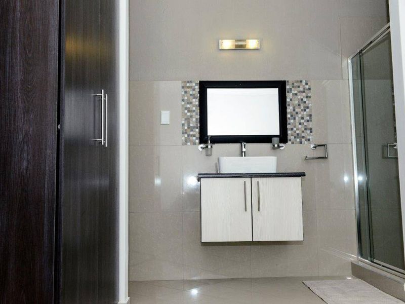 For Sale  Hochlandpark - Neat Guesthouse - Photo 5