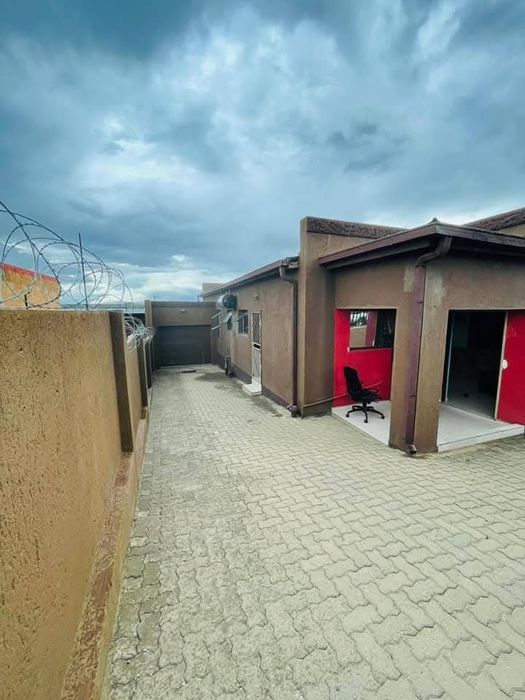 Property #2503471, House For Sale in Otjomuise