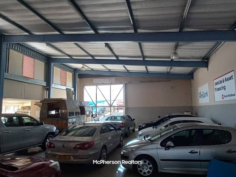 Warehouse For Sale in Prime Position - Photo 2