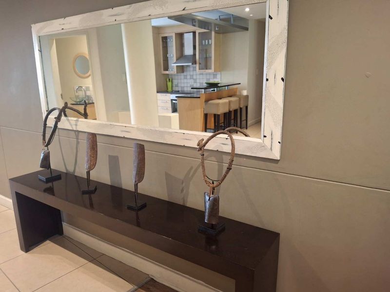 A GORGEOUS THREE BEDROOM FURNISHED APARTMENT - Photo 6