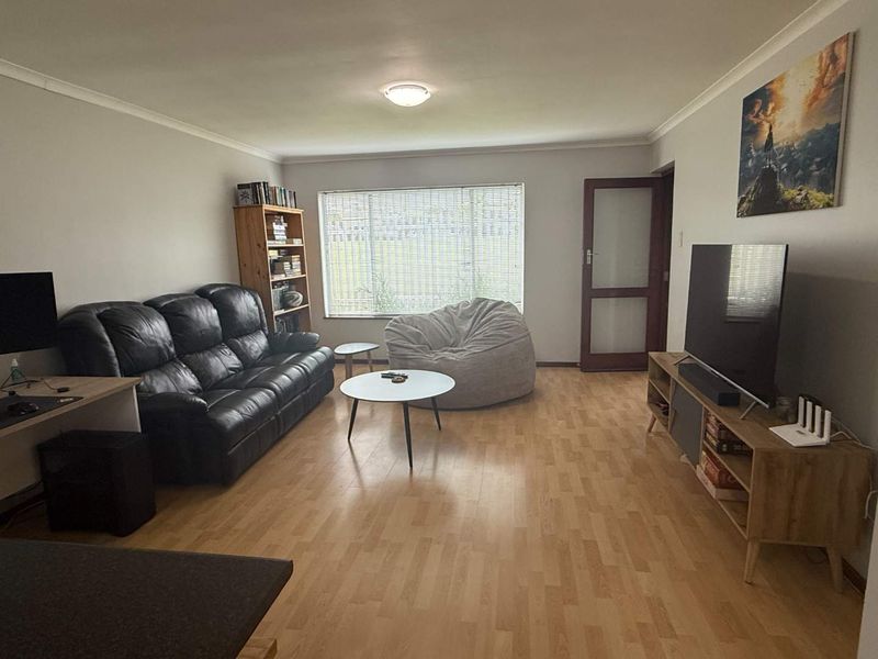 Perfect for young professionals in the Welgelegen area - Photo 2