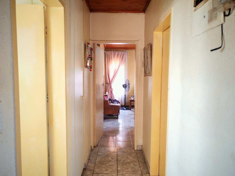 Dream Home Awaits: Perfect for Families or Rental Income! - Photo 7