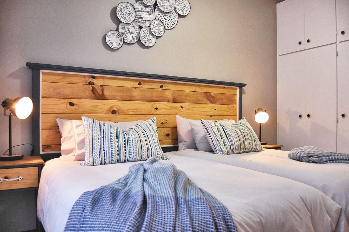 Invest in Luxury: Stunning Henties Bay Retreat! - Photo 4