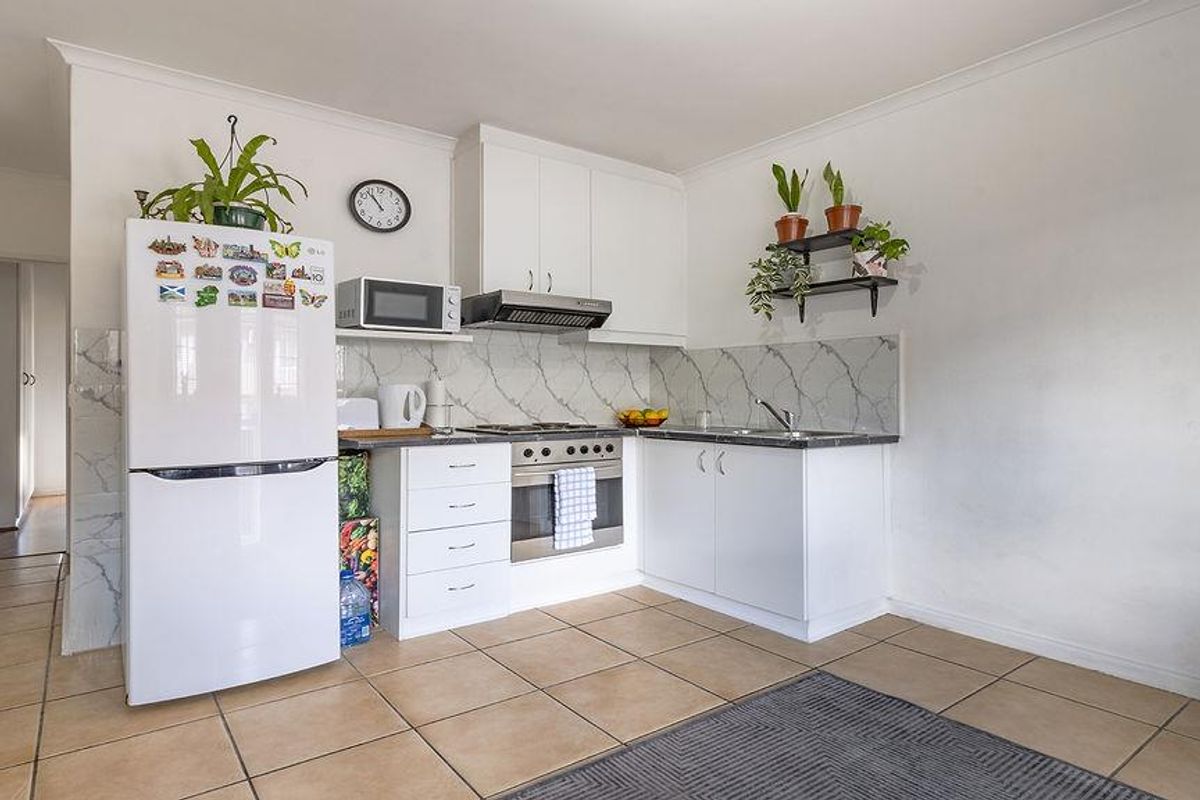 Secure and Comfortable Low Maintenance Apartment - Photo 5