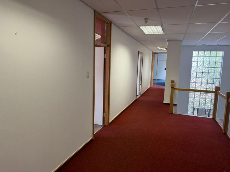 💥 PREMIUM COMMERCIAL PROPERTY FOR SALE – WINDHOEK CBD 🏢 - Photo 6