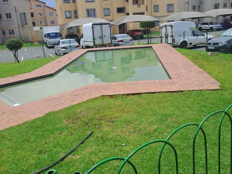 1 Bedroom apartment in well managed complex - Photo 10