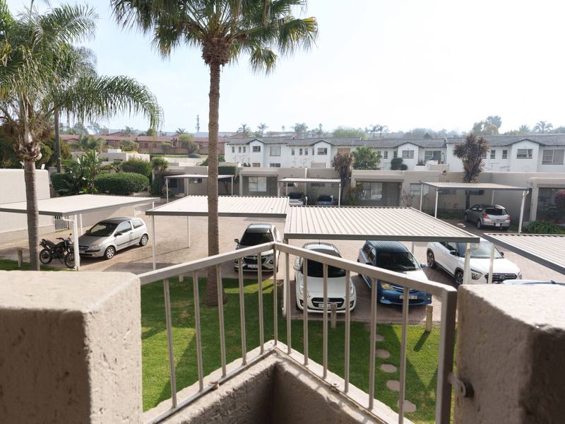 Spacious, 2Bedroom, 1.5Bedroom - Photo 5