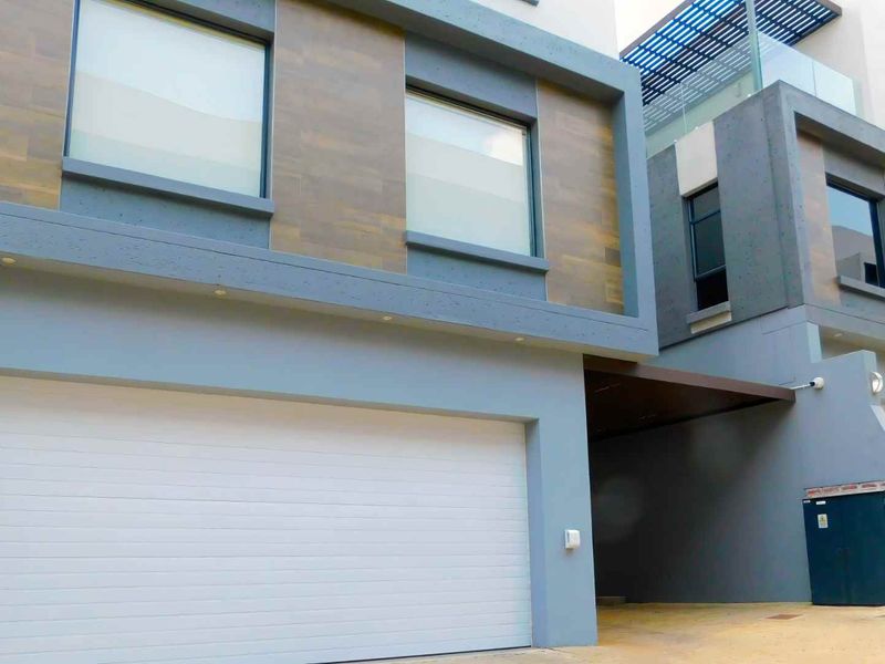 4 Bedroom cluster in Bryanston - Photo 1