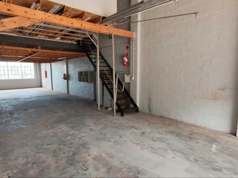 191m2 Mini Factory For Sale in New Germany - Photo 3