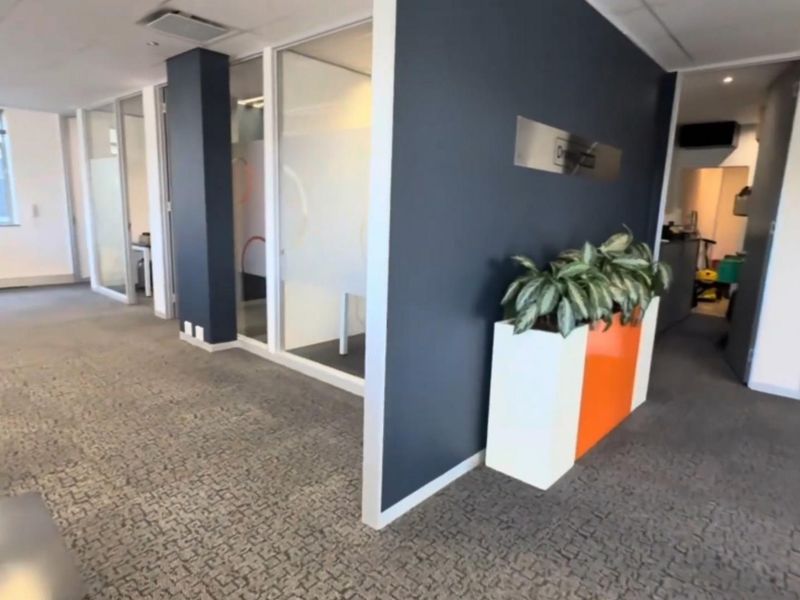 Eaton House – Premium Creative Office Space in Century City - Photo 8