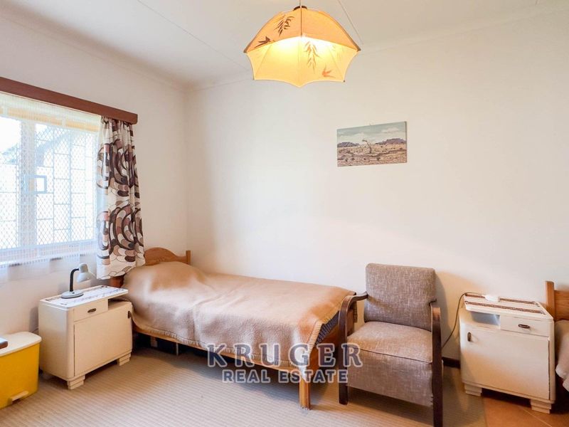 Still trying to make space in a home that feels too small? - Photo 8