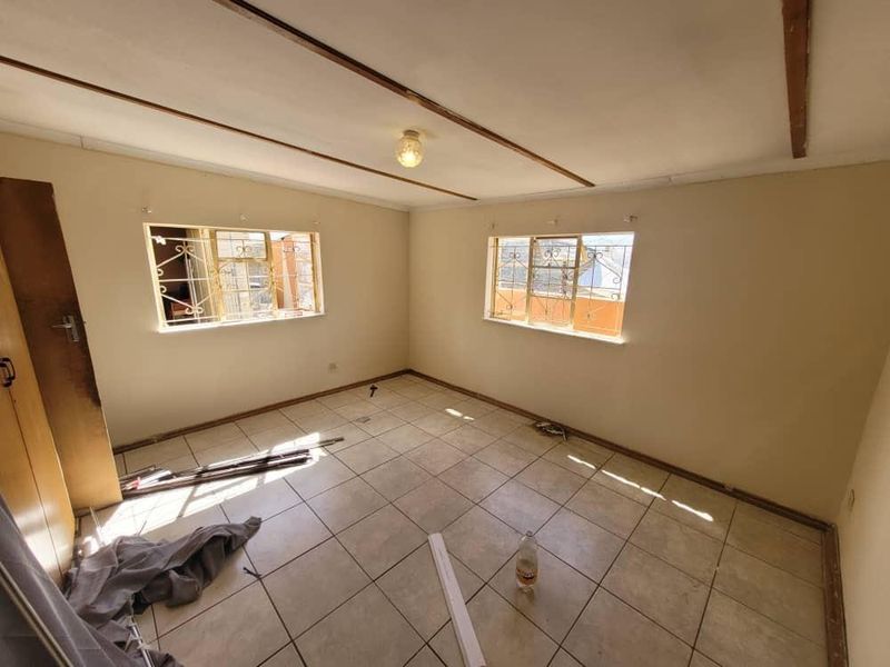 House for sales in Katutura- Malaka Draai - Photo 6