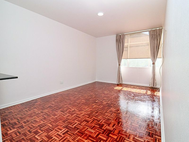 Renovated One Bedroom Apartment! - Photo 5