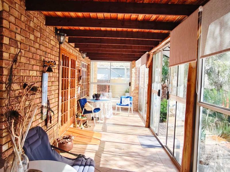 Serene Green Belt Views from This Lovely 3-Bed Home - Photo 4