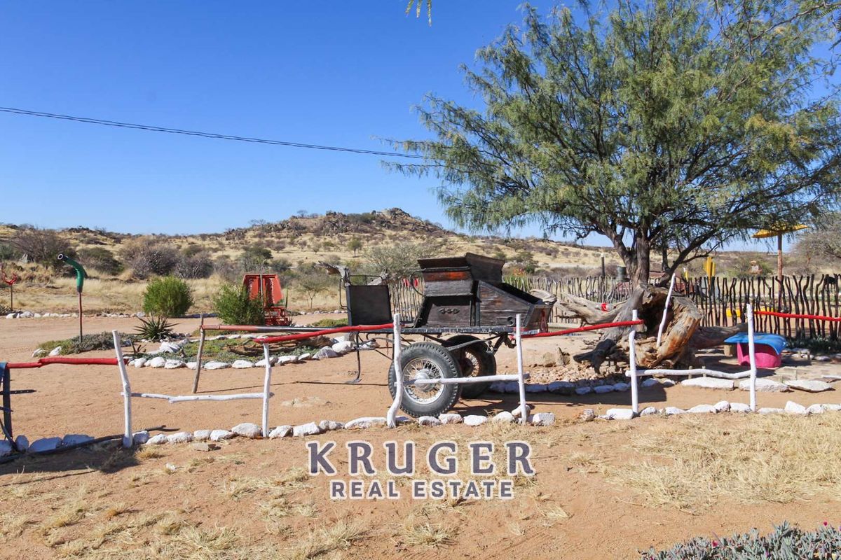 🌿✨ One-of-a-Kind Lodge for Sale – Kamanjab ✨🌿 - Photo 3